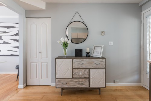 208-788 8Th Avenue W, Vancouver, BC 