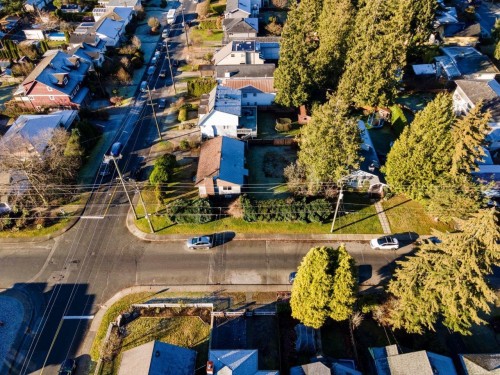 780 16Th Street E, North Vancouver, BC 