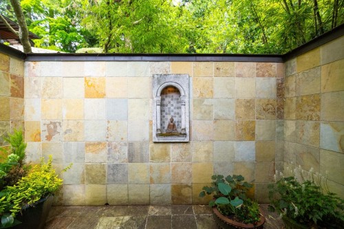 4036 Marine Drive, West Vancouver, BC 