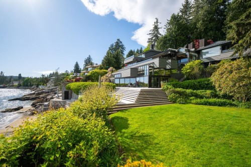 4036 Marine Drive, West Vancouver, BC 