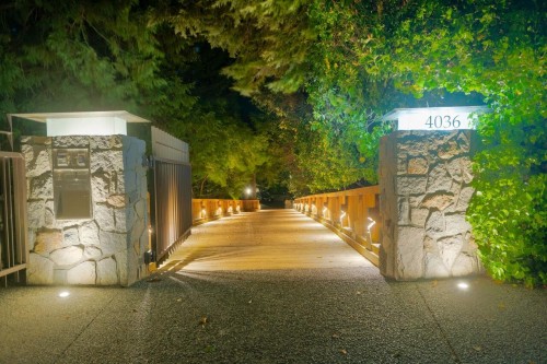 4036 Marine Drive, West Vancouver, BC 