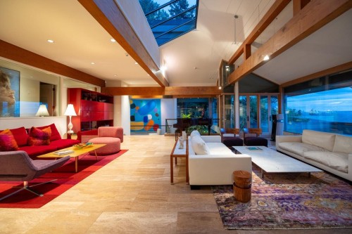 4036 Marine Drive, West Vancouver, BC 