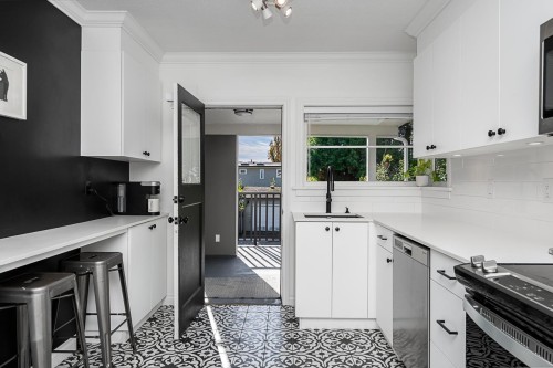 1258 Jefferson Avenue, West Vancouver, BC 