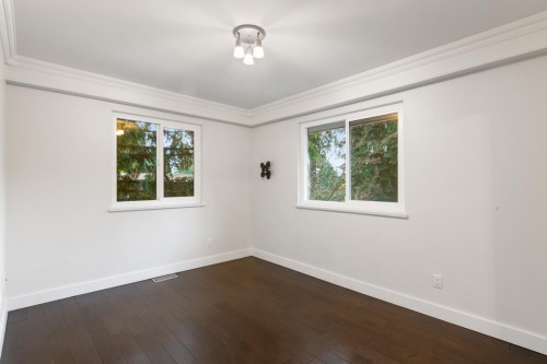 271 Montroyal Boulevard, North Vancouver, BC 