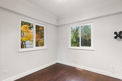 271 Montroyal Boulevard, North Vancouver, BC 