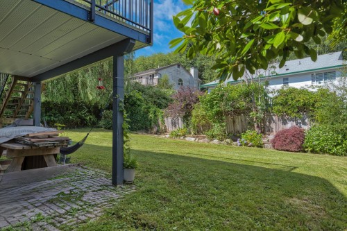 5833 Heron Place, Sechelt, BC 