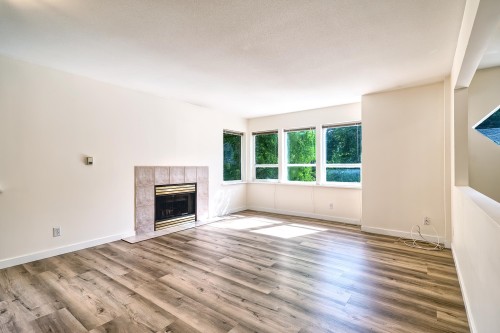 5833 Heron Place, Sechelt, BC 