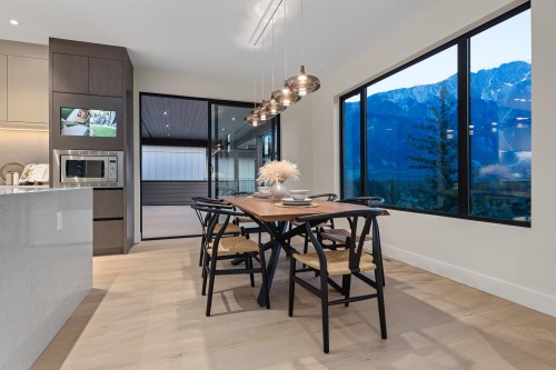 7681 Cerulean Drive, Pemberton, BC 