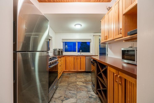 1408 Edinburgh Street, New Westminster, BC 