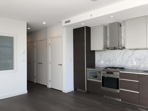 3003-4670 Assembly Way, Burnaby, BC 