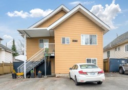 475 Marine Drive SE Vancouver, BC V5X 2T3