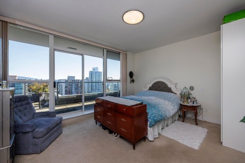 1702-121 16Th Street W, North Vancouver, BC 