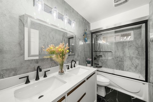 1121 Prairie Avenue, Port Coquitlam, BC 