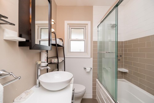 3738 Forest Street, Burnaby, BC 