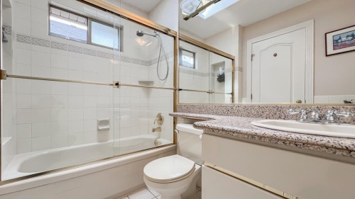 1556 62Nd Avenue W, Vancouver, BC 