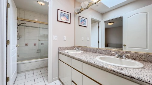 1556 62Nd Avenue W, Vancouver, BC 