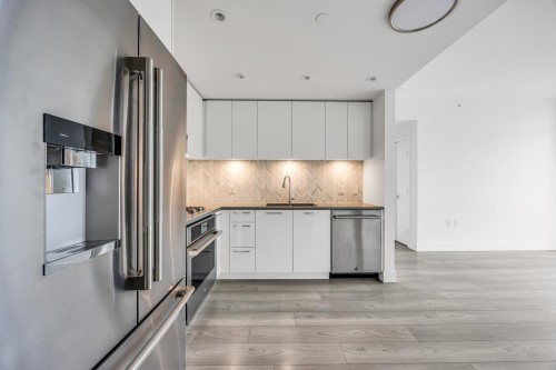 1205-8570 Rivergrass Drive, Vancouver, BC 