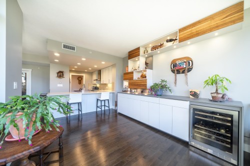 1004-1415 Parkway Boulevard, Coquitlam, BC 