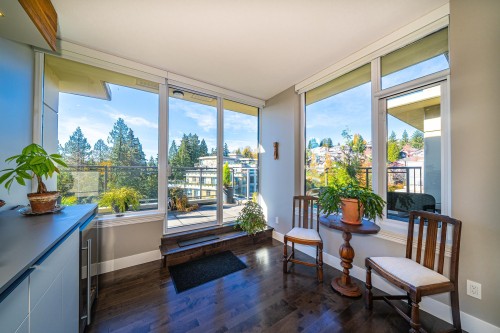 1004-1415 Parkway Boulevard, Coquitlam, BC 