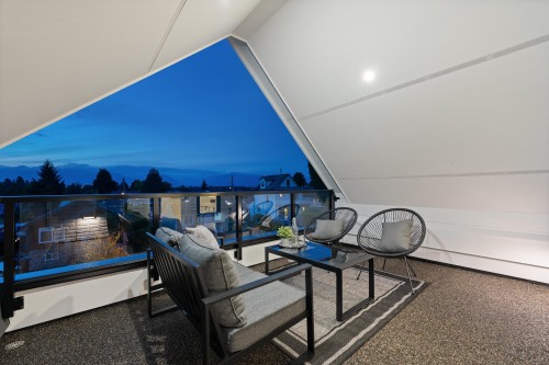 1-1632 21St Avenue E, Vancouver, BC 