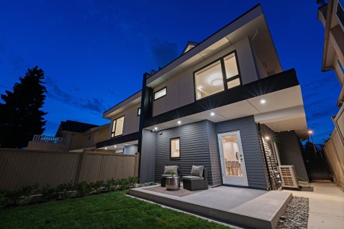 1-1632 21St Avenue E, Vancouver, BC 