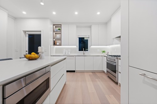 1-1632 21St Avenue E, Vancouver, BC 