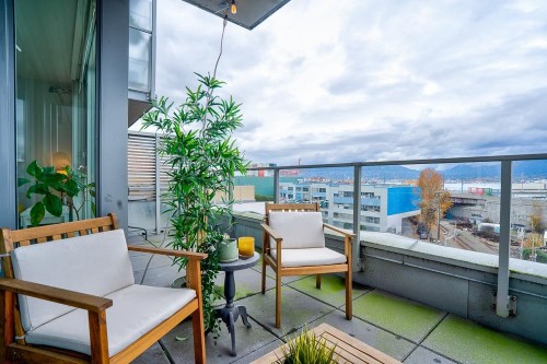 201-983 Hastings Street E, Vancouver, BC 