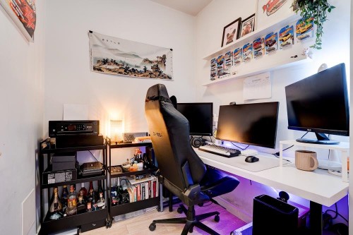 201-983 Hastings Street E, Vancouver, BC 