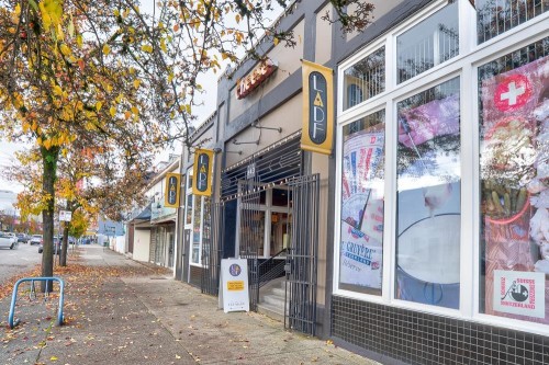 201-983 Hastings Street E, Vancouver, BC 