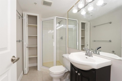 605-1255 Main Street, Vancouver, BC 