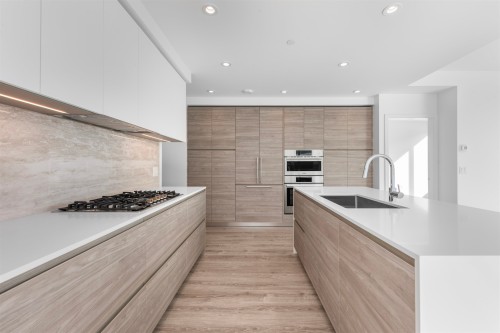 4008-680 Quayside Drive, New Westminster, BC 