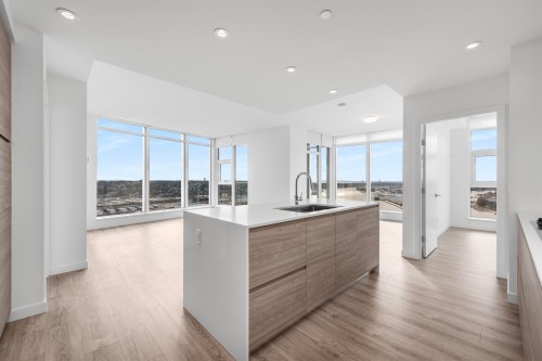 4008-680 Quayside Drive, New Westminster, BC 