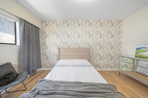 2131 Fraserview Drive, Vancouver, BC 