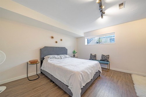 2131 Fraserview Drive, Vancouver, BC 