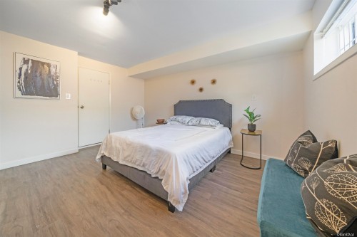 2131 Fraserview Drive, Vancouver, BC 