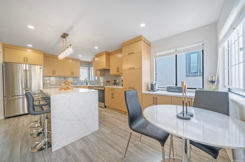 2131 Fraserview Drive, Vancouver, BC 