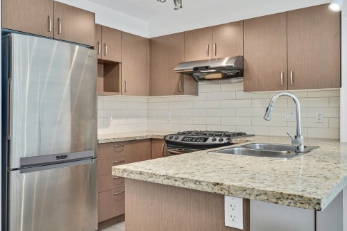 204-3097 Lincoln Avenue  Coquitlam, BC V3B 0E3