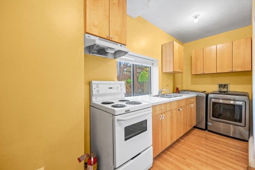 3576 17Th Avenue W, Vancouver, BC 