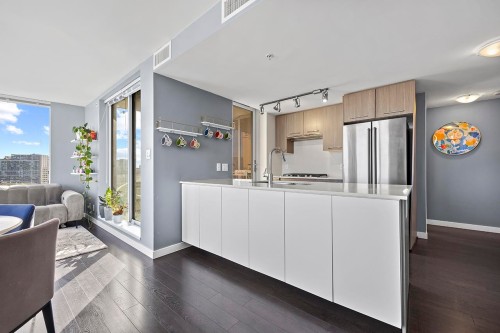 1007-7708 Alderbridge Way, Richmond, BC 