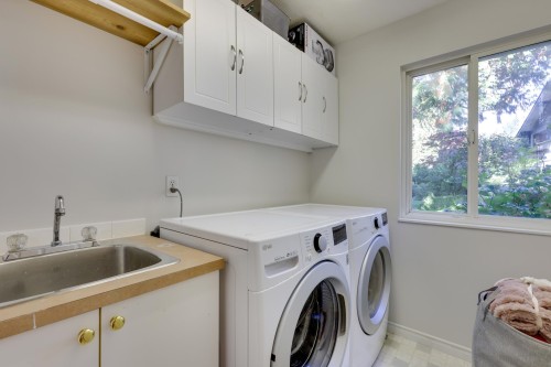 1400 Riverside Drive, North Vancouver, BC 