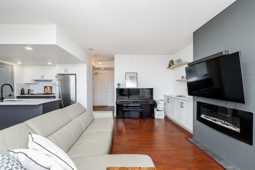 Ph7-9188 Cook Road, Richmond, BC 