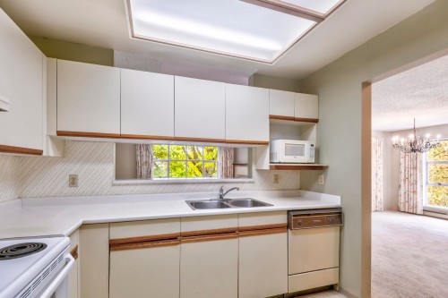 204-7540 Minoru Boulevard, Richmond, BC 