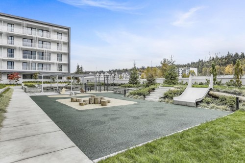 203-3075 Murray, Port Moody, BC 