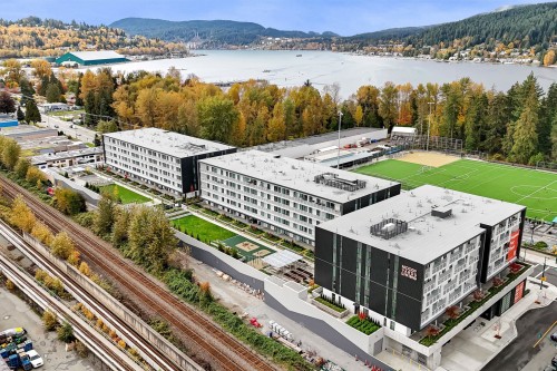 203-3075 Murray, Port Moody, BC 