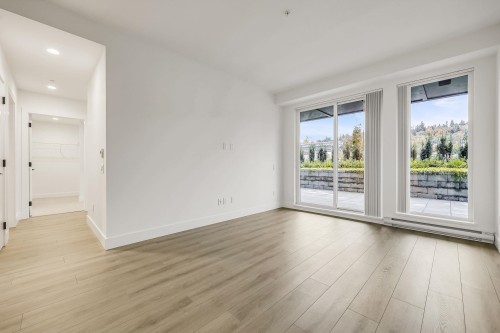 203-3075 Murray, Port Moody, BC 