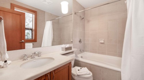 4718B Settebello Drive, Whistler, BC 