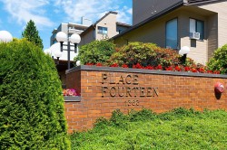 410-1363 Clyde Avenue  West Vancouver, BC V7T 2W9