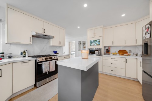 22683 Fraserbank Crescent, Richmond, BC 