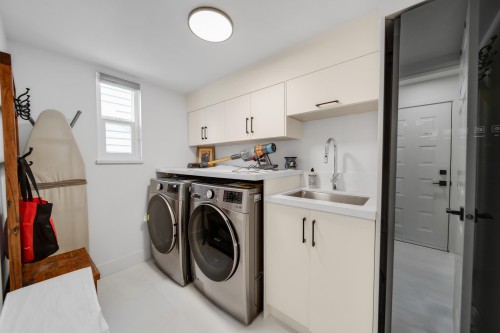 22683 Fraserbank Crescent, Richmond, BC 