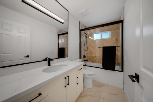 22683 Fraserbank Crescent, Richmond, BC 